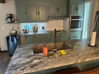 Kitchen cleaning by New England Cleaning Service