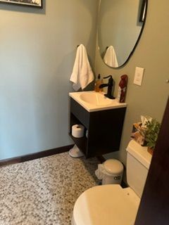 Bathroom Cleaning in Hudson, NH (1)